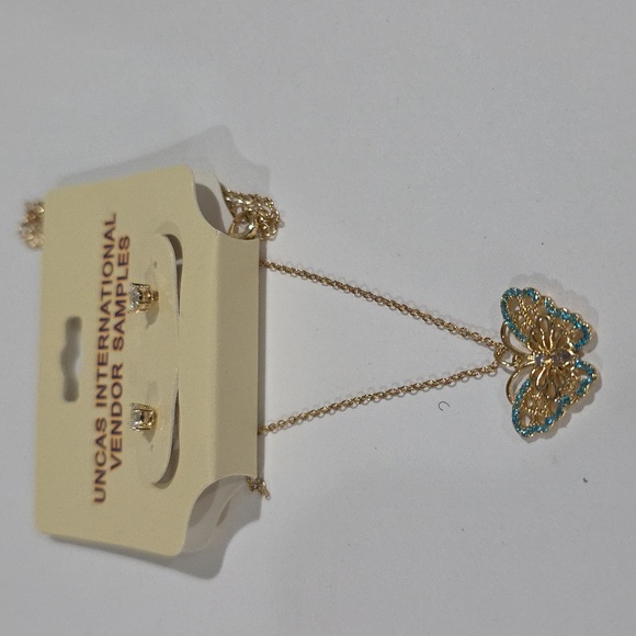 Gold Turquoise Butterfly Pendant Necklace & Stud Earrings Set – Women’s Jewelry - Picture 5 of 8